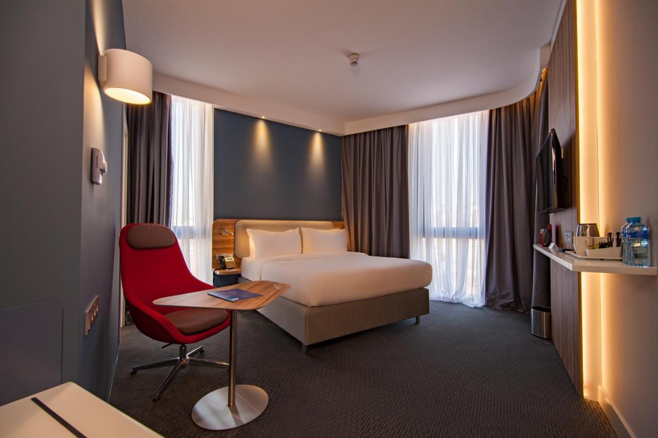 Holiday Inn Express Tbilisi Avlabari By Ihg Eksteriør billede