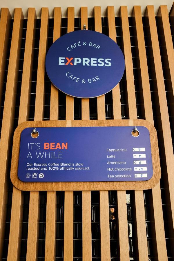 Holiday Inn Express Tbilisi Avlabari By Ihg Eksteriør billede