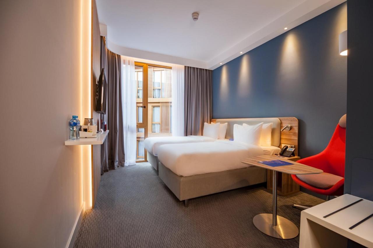 Holiday Inn Express Tbilisi Avlabari By Ihg Eksteriør billede