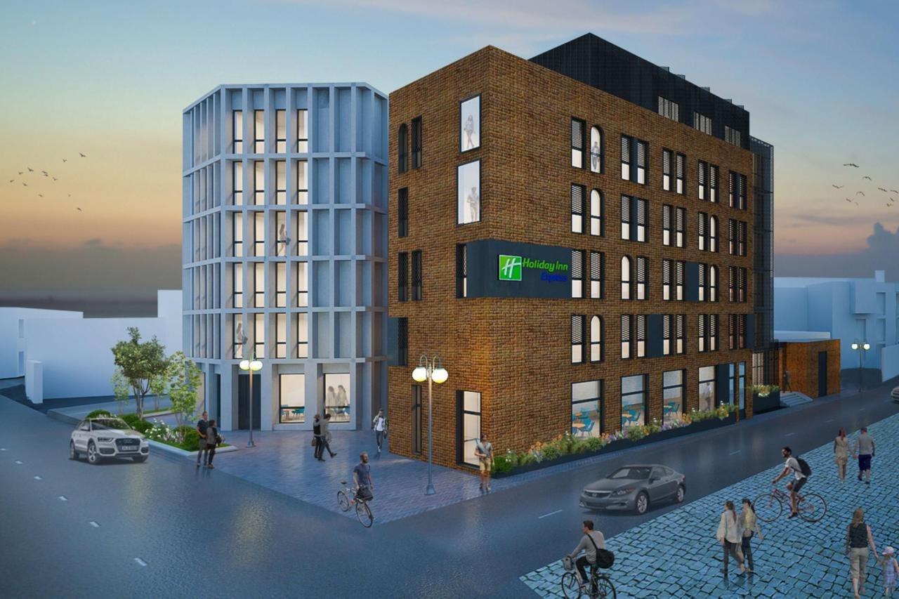 Holiday Inn Express Tbilisi Avlabari By Ihg Eksteriør billede