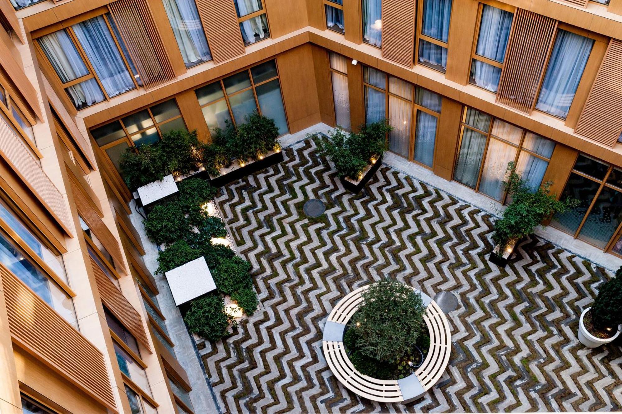 Holiday Inn Express Tbilisi Avlabari By Ihg Eksteriør billede