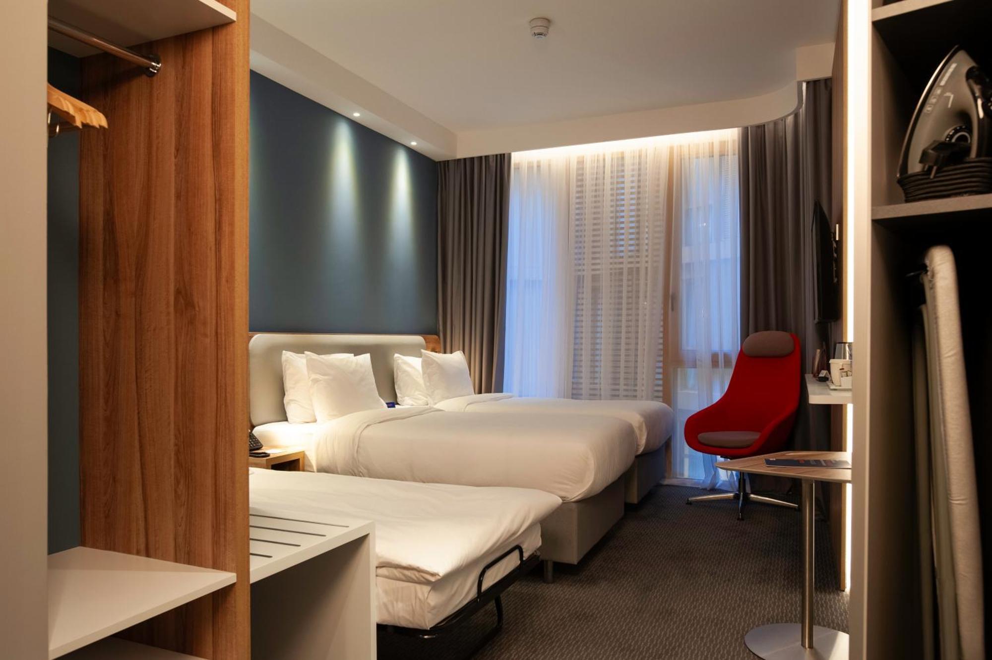Holiday Inn Express Tbilisi Avlabari By Ihg Eksteriør billede